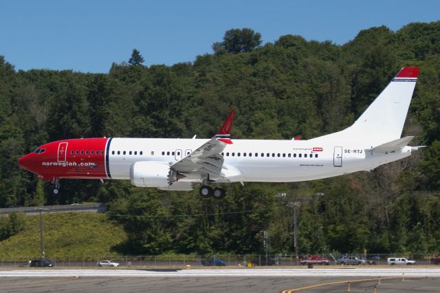 Boeing 737 MAX 8 (SE-RTJ)