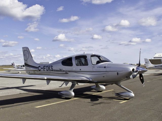 Cirrus SR-22 (C-FOKS)