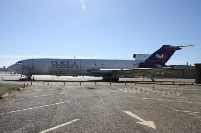 Boeing 727-100 (N270FE)