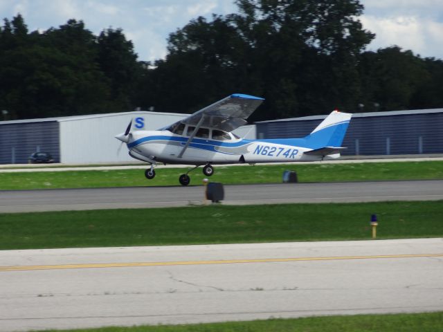 Cessna Skyhawk (N6274R)