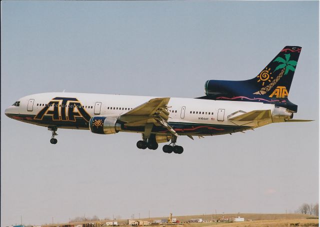 Lockheed L-1011 TriStar (N164AT)