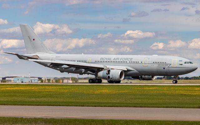 Airbus A330-200 (ZZ-333)