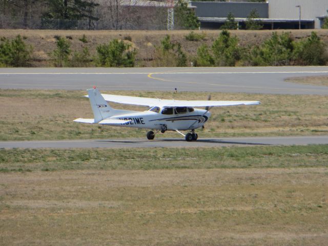 Cessna Skyhawk (N321ME)