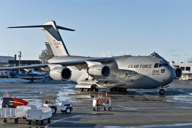 Boeing Globemaster III (N10194)