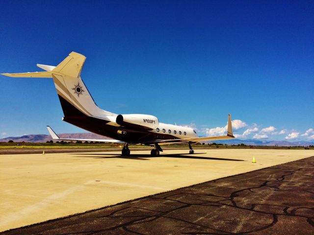 Gulfstream Aerospace Gulfstream IV (N900PY)