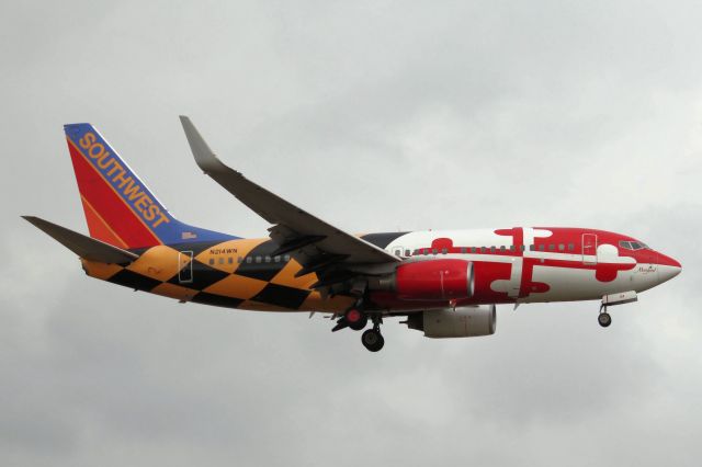 Boeing 737-700 (N214WN) - "Maryland One" (12-30-2010)