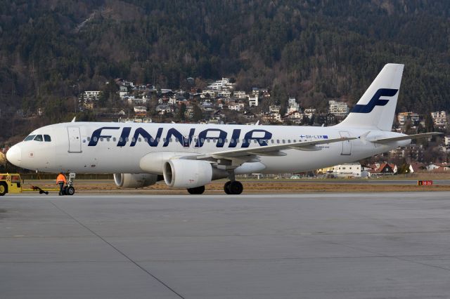 Airbus A320 (OH-LXM)