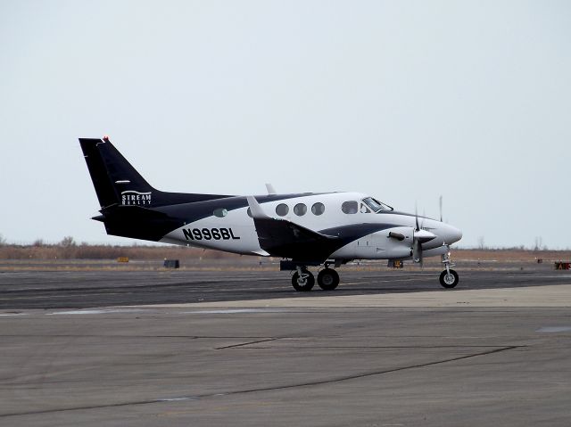 Beechcraft King Air 90 (N996BL)