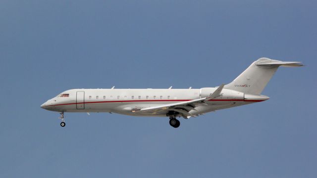 Bombardier Global Express (9H-VJE)