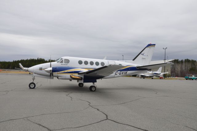 Beechcraft King Air 100 (C-GVIK) - MAX150 à CYEY le 13 mai 2014