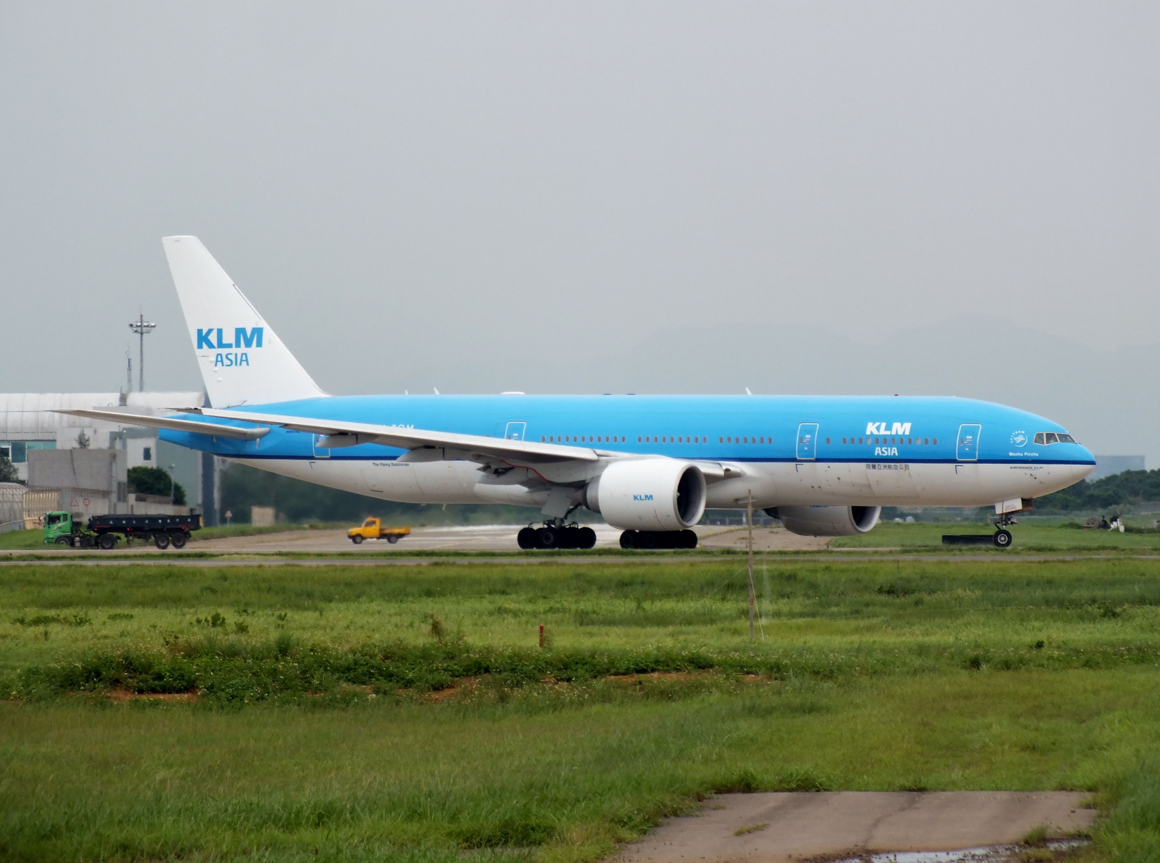 Boeing 777-200 (PH-BQM)