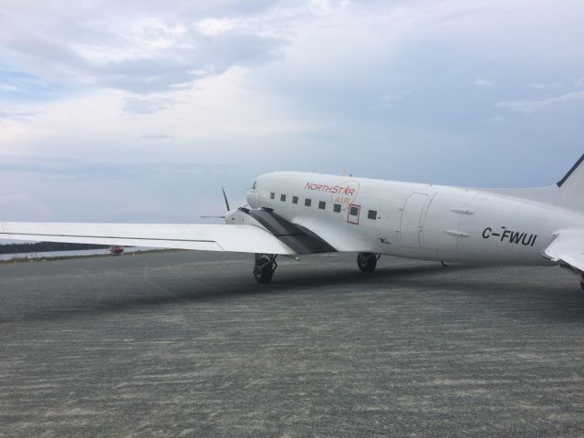 Douglas DC-3 (C-FWUI)