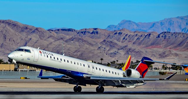 Canadair Regional Jet CRJ-900 (N803SK) - N803SK Delta Connection (SkyWest Airlines) Canadair CL-600-2D24 Regional Jet CRJ-900 (cn 15062) - Las Vegas - McCarran International (LAS / KLAS)br /USA - Nevada,  January 7, 2018br /Photo: TDelCoro