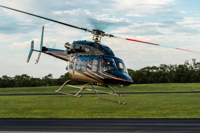 Bell 427 (N7NU)