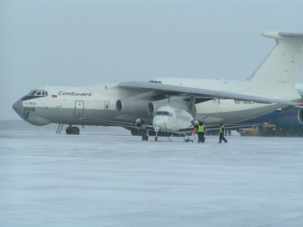 Beechcraft 1900 (C-GAAT) - EVAS AIR B1900D