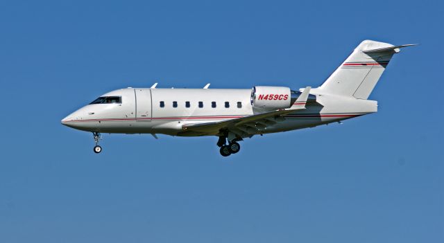 Canadair Challenger (N459CS)