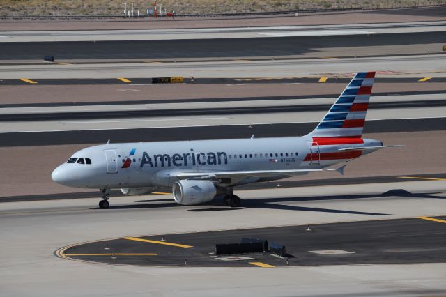 Airbus A319 (N766US)