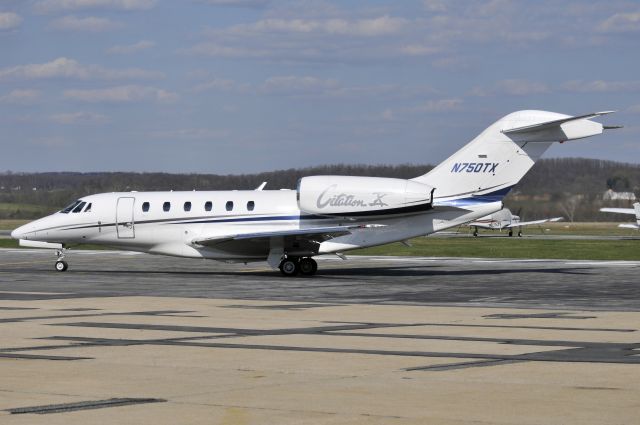 Cessna Citation X (N750TX) - Seen at KFDK on 4/9/2009.