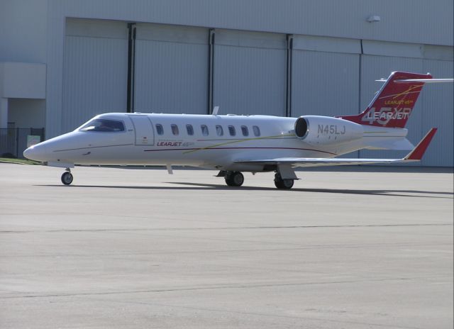 Learjet 45 (N45LJ)