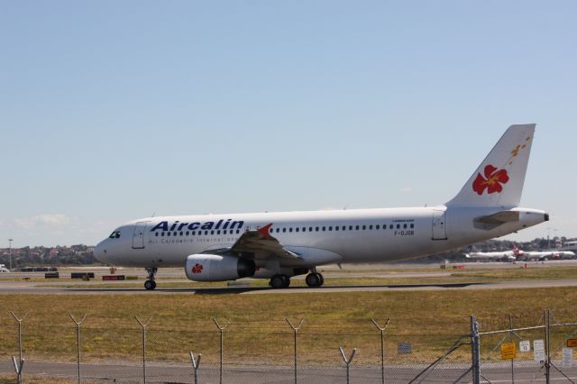 Airbus A320 (F-OJSB)