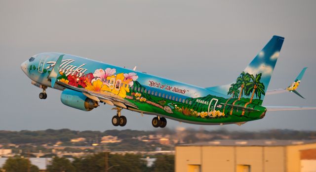 Boeing 737-800 (N560AS) - Spirit of the Islands departing 4 at sunsetbr /10/14/17