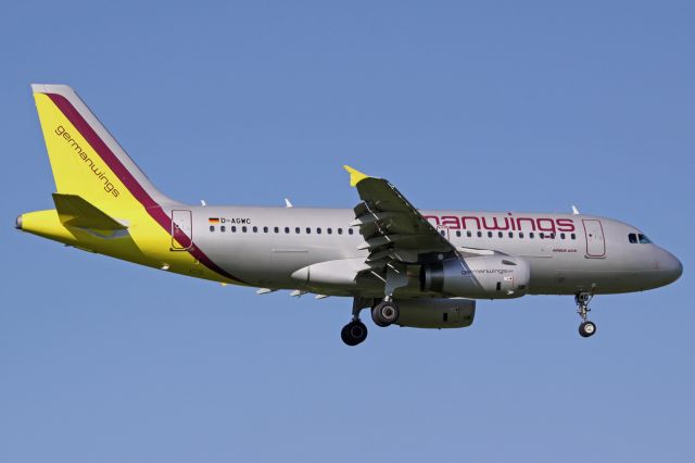 Airbus A319 (D-AGWC)