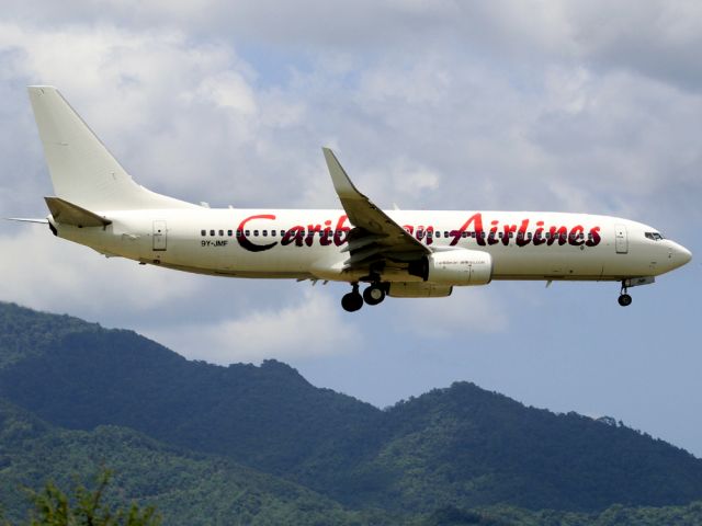 Boeing 737-800 (9Y-JMF)