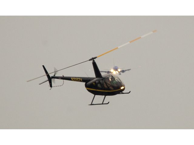 Robinson R-44 (N3157Y)