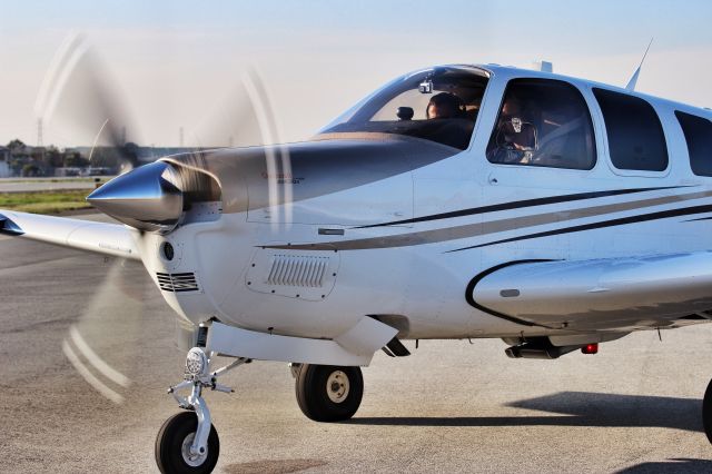 Beechcraft Bonanza (36) (N301RB)