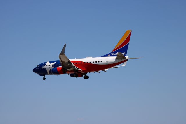 Boeing 737-700 (N931WN) - Special Lone Star Livery