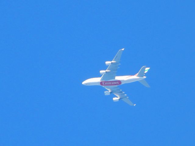 Airbus A380-800 (A6-EEH) - Crossing Melbournes eastern suburbs operating EK406 enroute Melbourne to Auckland NZ on 19th March 2015. 
