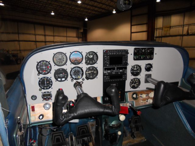 Cessna Skylane (N182JB)