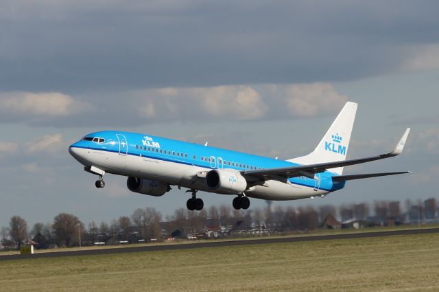 Boeing 737-700 (PH-BXY)