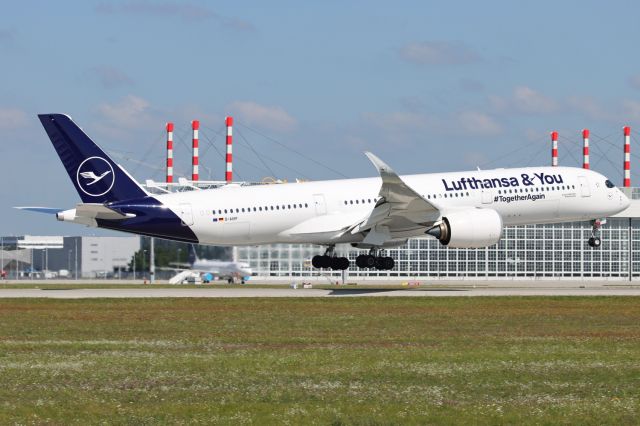 Airbus A350-900 (D-AIXP)