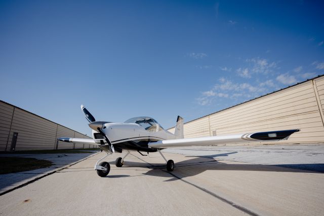 Vans RV-12 (N1538Z)