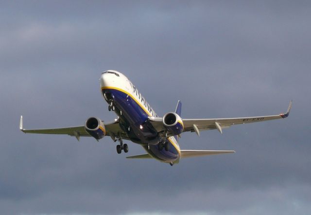 Boeing 737-800 (EI-EXD) - Date 08/10/13 C/n 40320