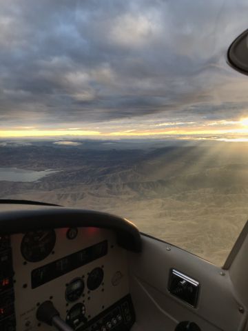 Cessna Skyhawk (N9877T)