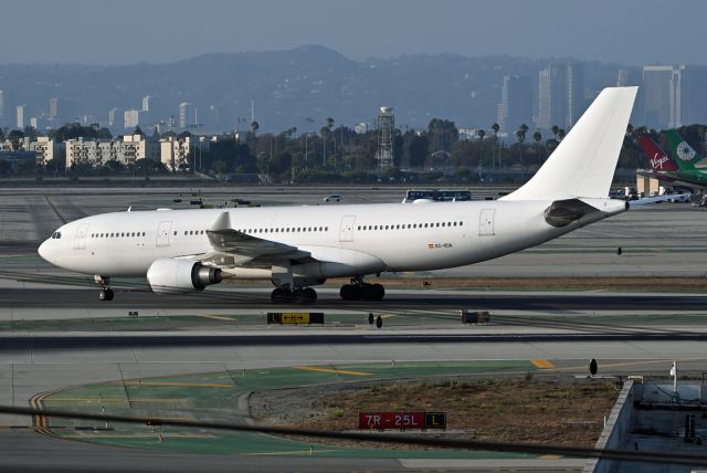 Airbus A330-200 (EC-ODA)