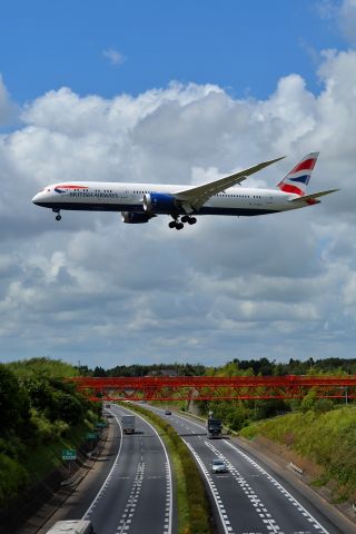 Boeing 787-8 — - 東関道上通過