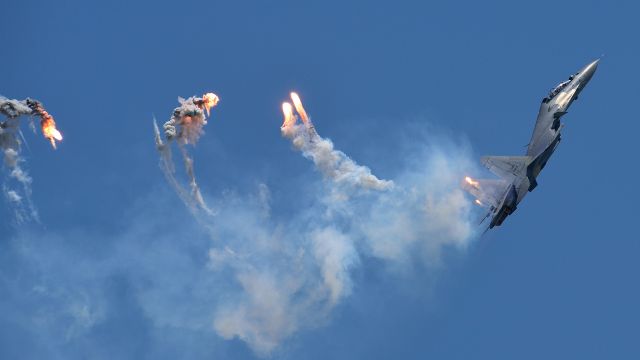 Sukhoi Su-27 Flanker (M5212) - The Royal Malaysian Air Force Sukhoi Su-30MKM performing at the 2018 Singapore Airshow.