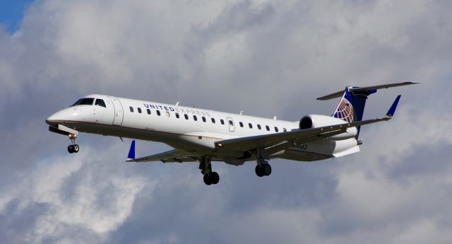 Embraer ERJ-145 (N14162) - Of ExpressJet.