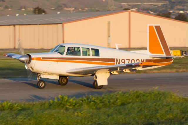 Mooney M-20 (N9703M)