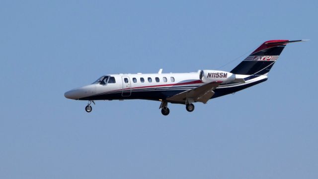 Cessna Citation CJ3 (N115SM) - On final is this Air Transport Pilot 2007 Cessna Citation 525B in the Winter of 2020.