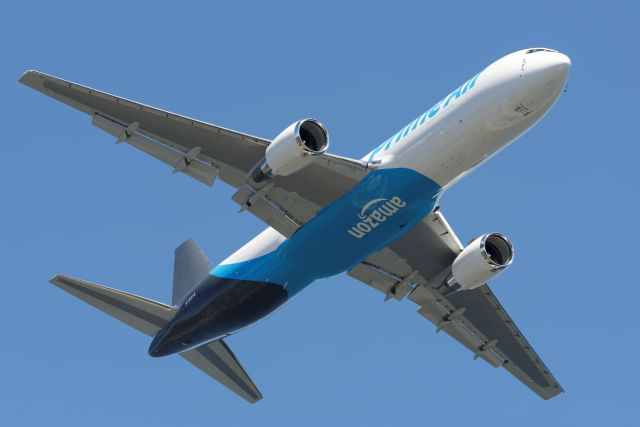 BOEING 767-300 (N1997A) - Amazon One makes public debut in low-pass over Seattles Seafair Air Show.