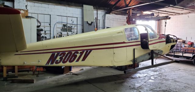 Beechcraft 35 Bonanza (N3061V)