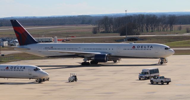 BOEING 767-400 (N842MH) - A Boeing 767-400 on the ramp at Huntsville International Airport, AL - January 21, 2017. This 767 was a none stop Paris, France to Atlanta, GA flight that diverted to Huntsville because of heavy weather at Atlanta.