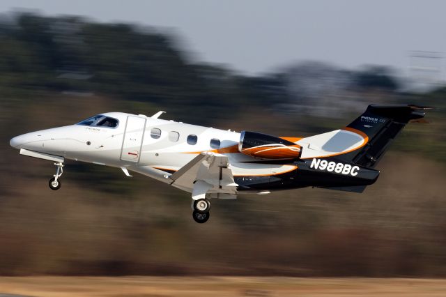 Embraer Phenom 100 (N988BC)