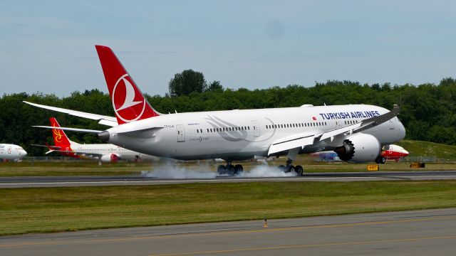 Boeing 787-9 Dreamliner (TC-LLA) - BOE220 touches down on Rwy 34L to complete a B1 flight on 6.12.19. (ln 865 / cn 65801). This will be the first Dreamliner for THY.