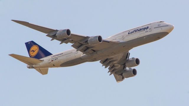 BOEING 747-8 (D-ABYA)