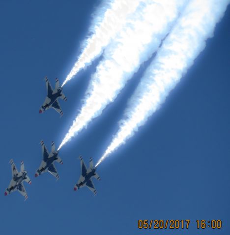 Lockheed F-16 Fighting Falcon (92-3898)